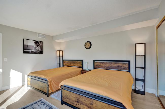 804 Waterview Dr, Condo with 3 bedrooms, 3 bathrooms and null parking in Palm Springs FL | Image 23