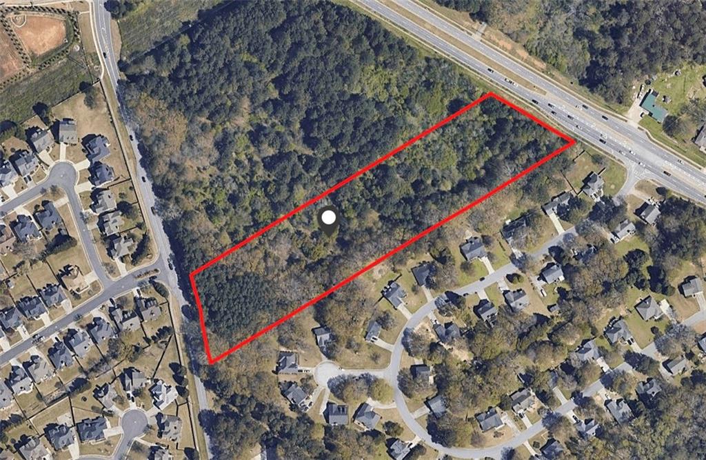 Land in Loganville