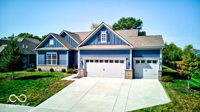 Lovely Home Nestled in Quiet Corner of Brownsburg Hendricks County | Image 1