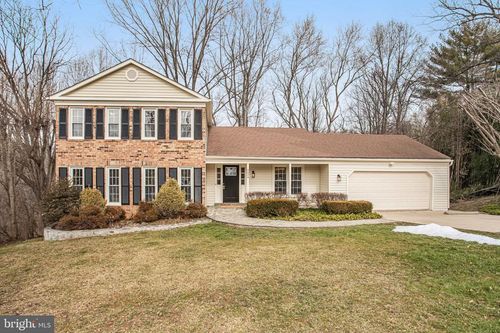 9824 Fosbak Dr, VIENNA, VA, 22182-1942 | Card Image