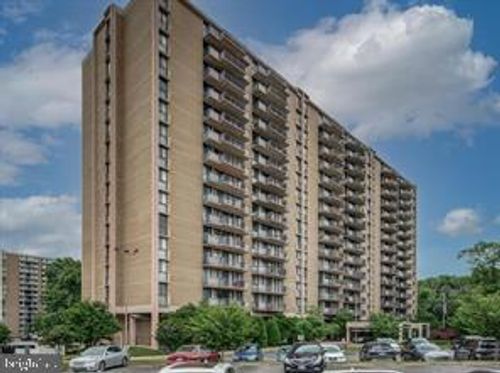 apt-615-6100 Westchester Park Dr, COLLEGE PARK, MD, 20740-2846 | Card Image
