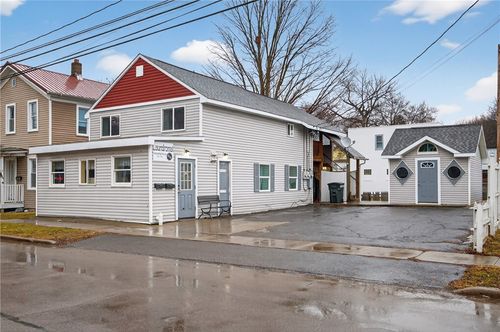 15 Pine St, Bath, NY, 14810-1461 | Card Image
