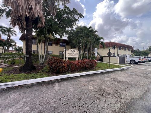 101-451 Nw 100th Pl, Pembroke Pines, FL, 33024-6149 | Card Image