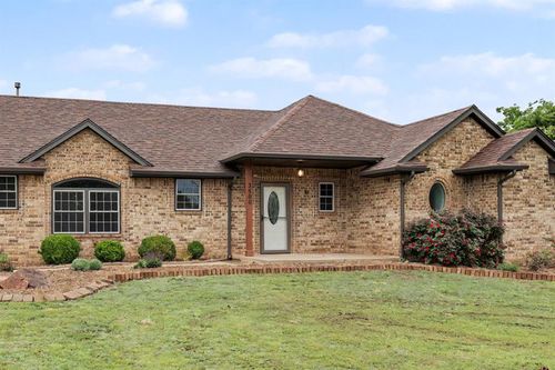 3800 Old Country Cir, Edmond, OK, 73034-2161 | Card Image