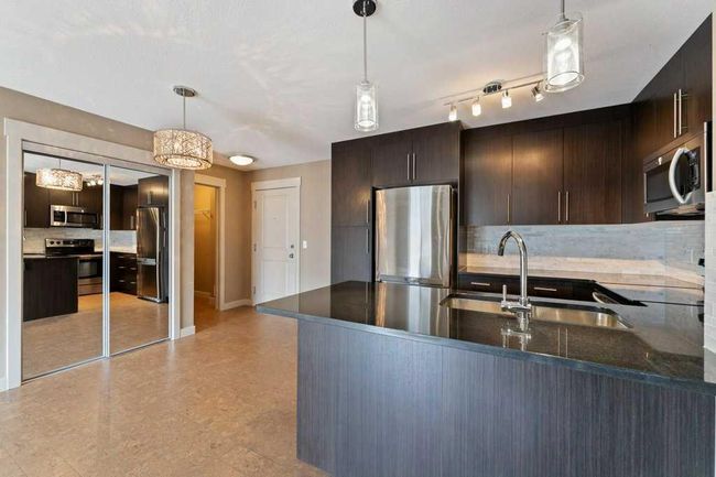 2403 - 155 Skyview Ranch Way Ne, Condo with 2 bedrooms, 2 bathrooms and 1 parking in Calgary AB | Image 4