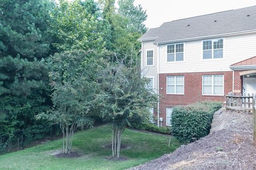 102-713 Windy Way, Newport News, VA, 23602 | Card Image