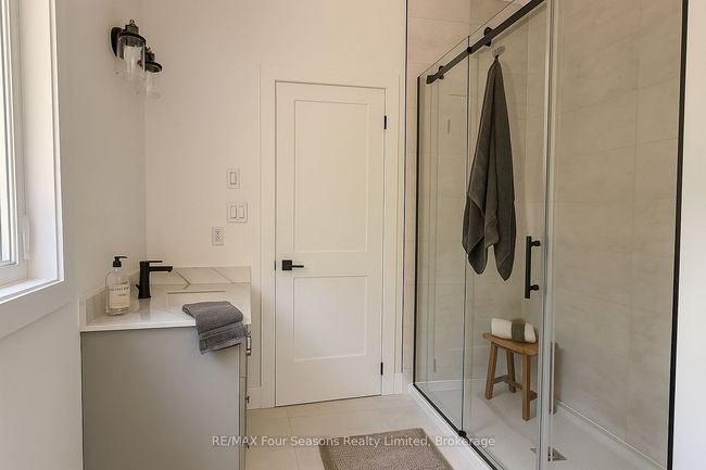 31 Trillium Cross, House other with 3 bedrooms, 2 bathrooms and 6 parking in Lions Head ON | Image 11