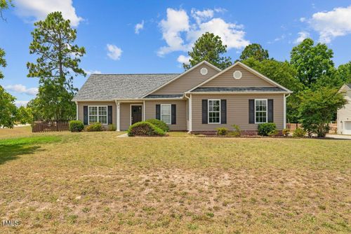 11 Sawtooth Oak Cir, Bunnlevel, NC, 28323-9088 | Card Image