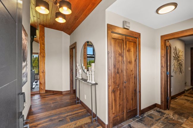 100 N Low Bench Rd, House other with 3 bedrooms, 2 bathrooms and null parking in Gallatin Gateway MT | Image 30