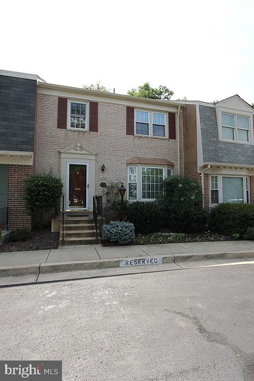 2354 Wheystone Ct, VIENNA, VA, 22182-5236 | Card Image