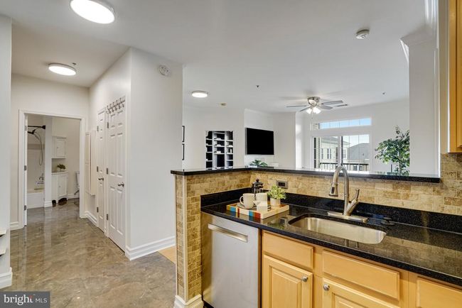 2-415 - 2321 25 Th St S, Condo with 2 bedrooms, 2 bathrooms and null parking in ARLINGTON VA | Image 6