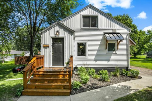 712 5th Ave N, Sauk Rapids, MN, 56379-1740 | Card Image