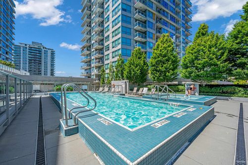 125 E 14th St, North Vancouver, BC, V7L | Card Image