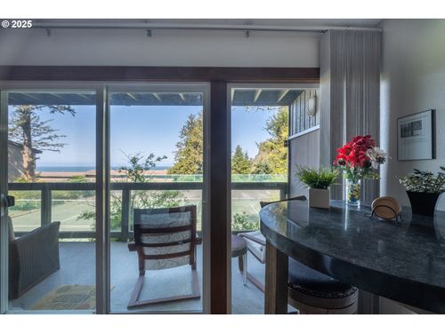 174175-301 Otter Crest Loop, Otter Rock, OR, 97369-9707 | Card Image