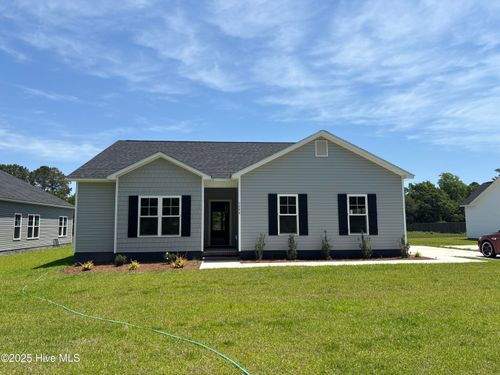 1399 Hammocks Beach Rd, Swansboro, NC, 28584-9520 | Card Image