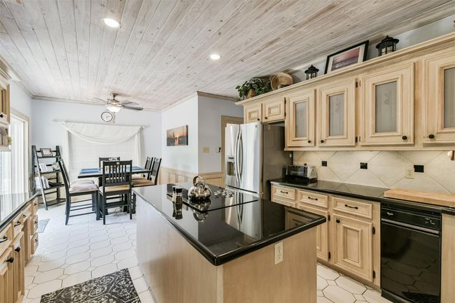 And what a Kitchen it is! | Image 13