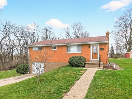 14 N Rolling Hills Ave, Irwin, PA, 15642-3262 | Card Image