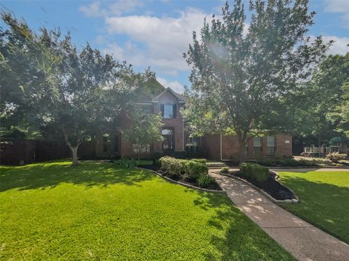 925 Siena Dr, Southlake, TX, 76092-8235 | Card Image