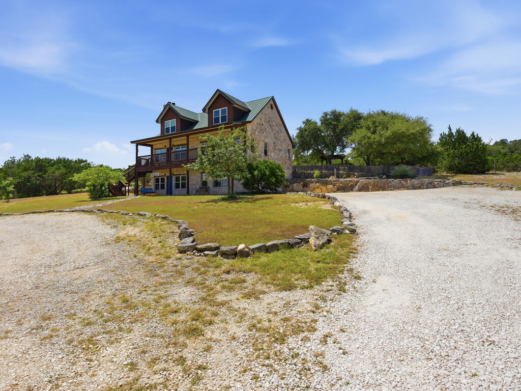 Residential in Pipe Creek 5