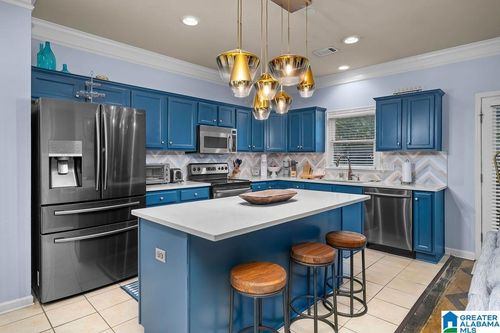 2256 Acton Park Cir, Birmingham, AL, 35243-2555 | Card Image