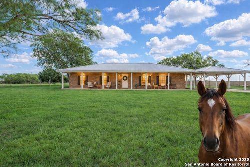 315 Simon Rd, Pleasanton, TX, 78064-4815 | Card Image