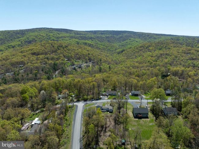 671 Pine Ridge Dr, House other with 4 bedrooms, 3 bathrooms and null parking in FRONT ROYAL VA | Image 17