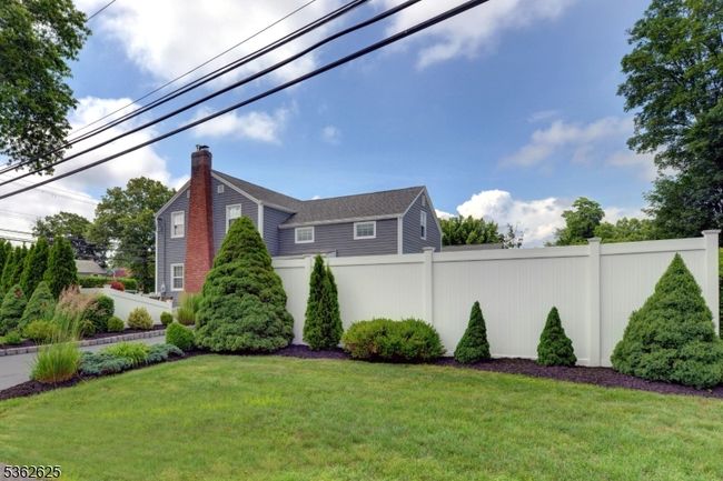 306 Boulevard, House other with 3 bedrooms, 2 bathrooms and null parking in Pompton Plains NJ | Image 33