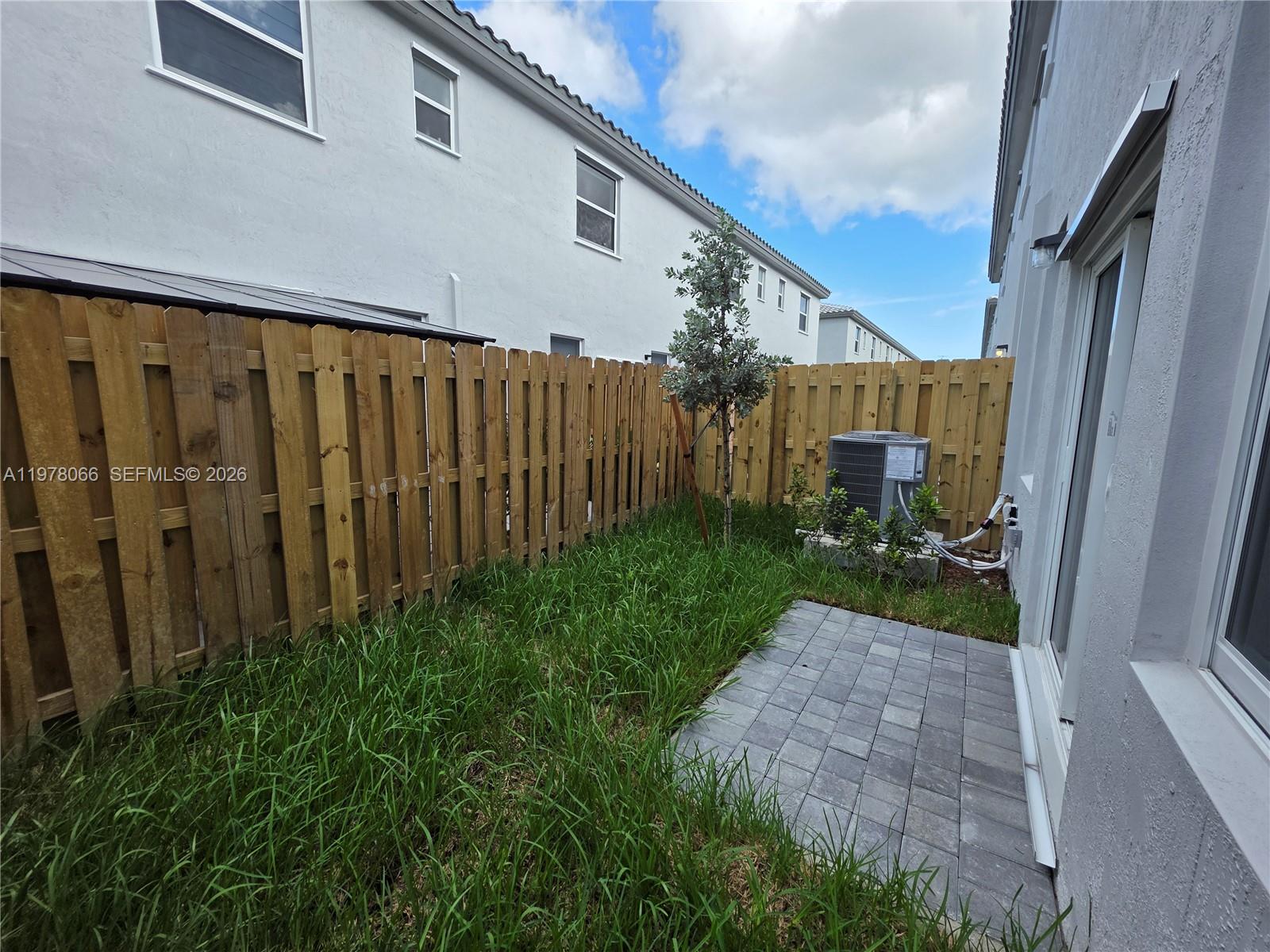 Residential Lease in Florida City 4