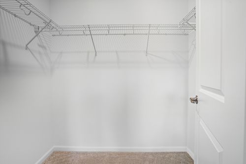 353 Twinleaf Trl, Yorkville, IL, 60560-4715 | Card Image