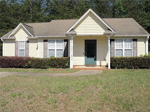 2033 Tea Berry Ct, Winston Salem, NC, 27127-7638 | Card Image