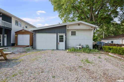 205 Railroad, New Boston, IL, 61272-7616 | Card Image