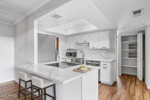 5186 N 83rd St, Scottsdale, AZ, 85250-7304 | Card Image