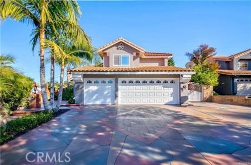 2217 Yale Cir, Corona, CA, 92881-7460 | Card Image