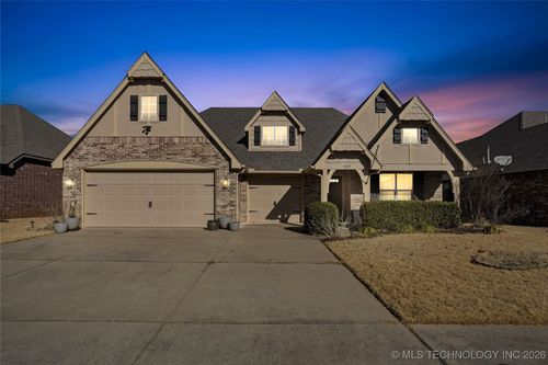 17509 43rd Pl, Tulsa, OK, 74134-6015 | Card Image