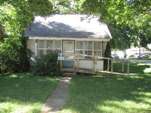 520 E North Street, Jackson, MI, 49202 | Card Image