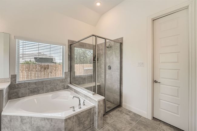 2405 Wooded Run Trl, House other with 4 bedrooms, 4 bathrooms and null parking in Georgetown TX | Image 19