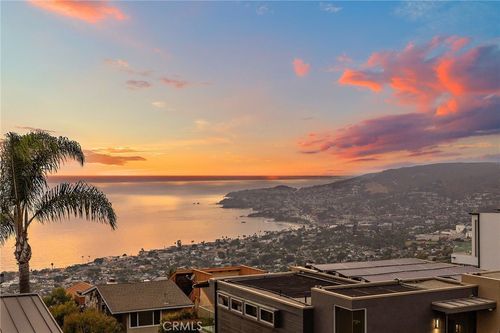 1094 Katella St, Laguna Beach, CA, 92651-3520 | Card Image