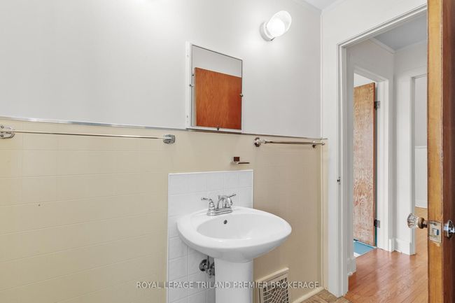 344 Vancouver St, House other with 3 bedrooms, 2 bathrooms and 6 parking in London ON | Image 23