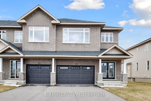 163 Hooper St, Carleton Place, ON, K7C0W3 | Card Image