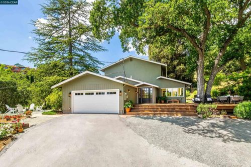 3348 Walnut Ln, Lafayette, CA, 94549 | Card Image