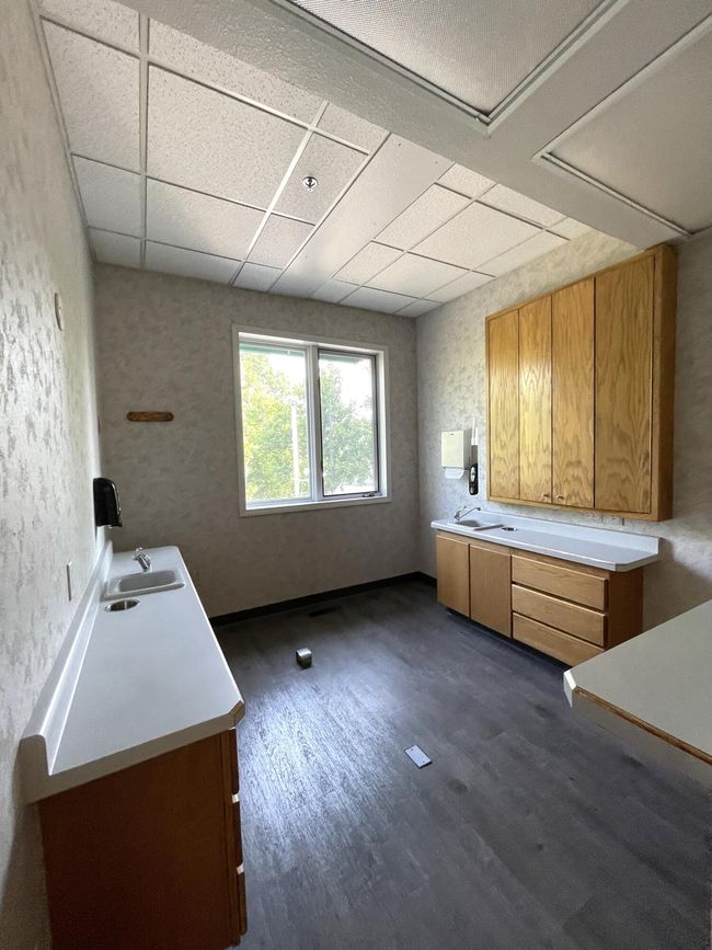 STE-1 - 2710 Eureka Way, Home with 0 bedrooms, 0 bathrooms and null parking in Redding CA | Image 20