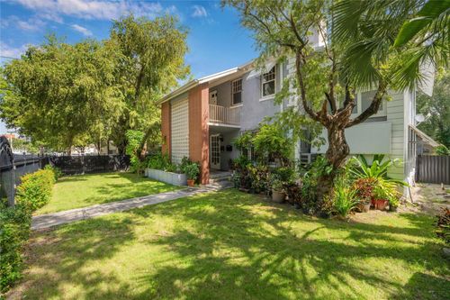 405 Sw 11th Ave, Miami, FL, 33130-2407 | Card Image