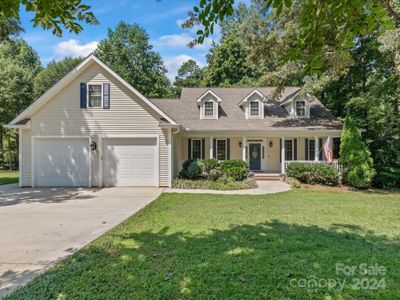 3567 Lake Bluff Drive, House other with 3 bedrooms, 2 bathrooms and null parking in Sherrills Ford NC | Image 1