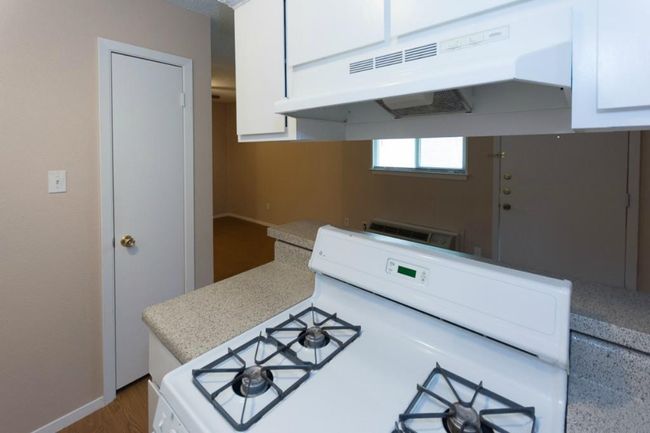 APT-206 - 400 W 34 Th St, Condo with 0 bedrooms, 1 bathrooms and null parking in Austin TX | Image 8