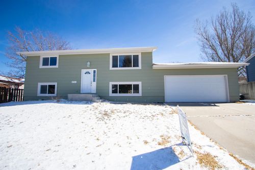 4721 S Oak St, Casper, WY, 82601-6359 | Card Image