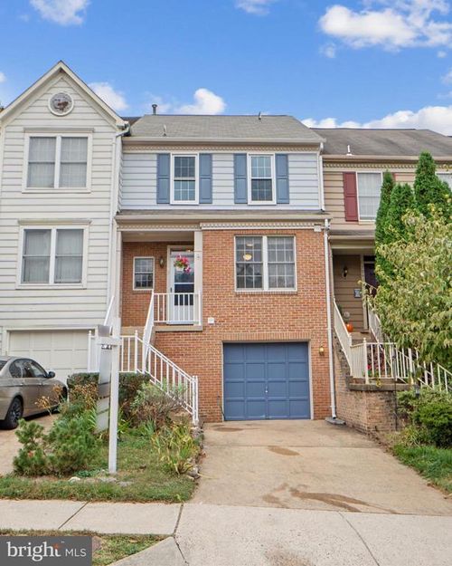 7945 Blue Gray Cir, MANASSAS, VA, 20109-2827 | Card Image