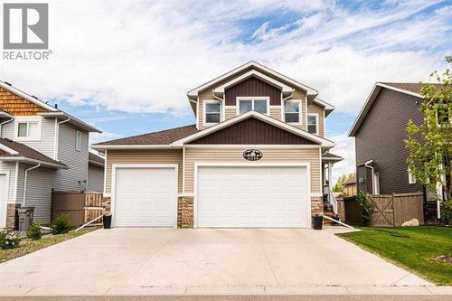 11246 59 Avenue, Grande Prairie, AB, T8W0L1 | Card Image