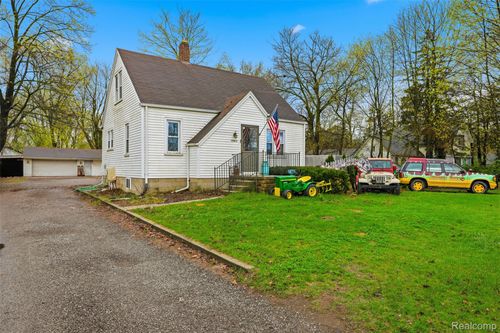 37493 Wabash St, Romulus, MI, 48174-1146 | Card Image