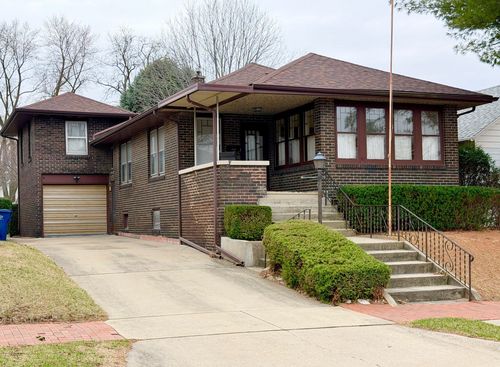 748 7th St, La Salle, IL, 61301-1843 | Card Image