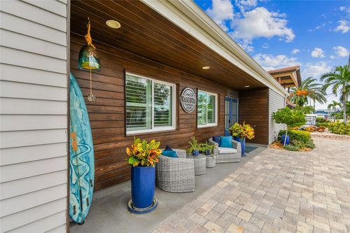 16106 6th St E, Redington Beach, FL, 33708-1618 | Card Image